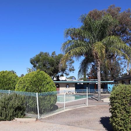 Capri Motel Balranald Zewnętrze zdjęcie