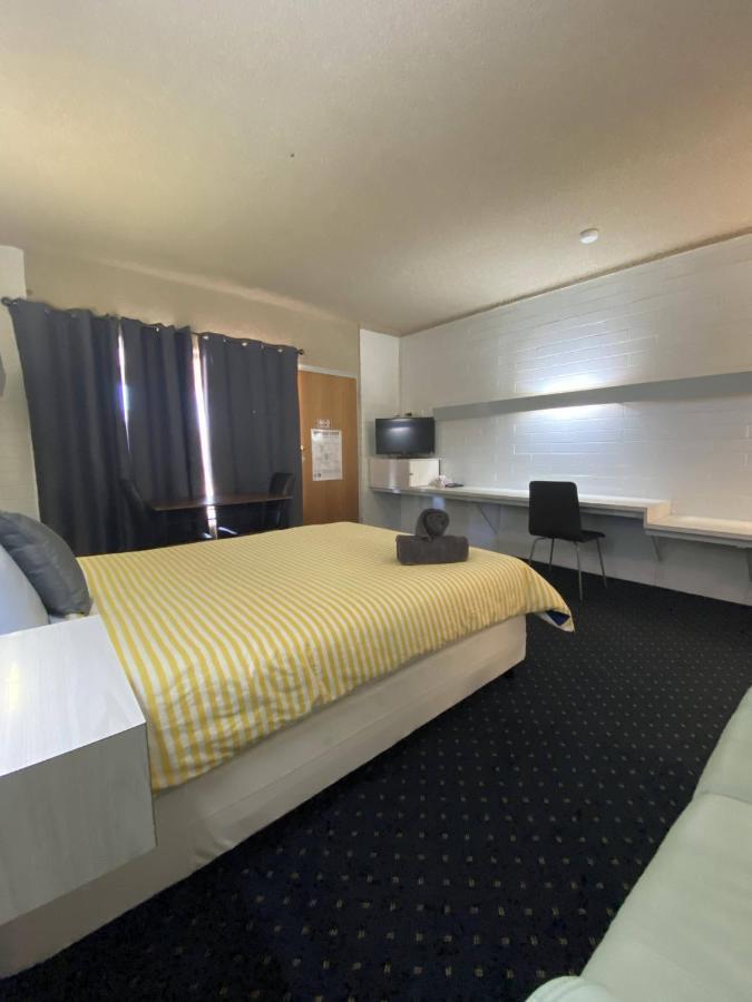 Capri Motel Balranald Zewnętrze zdjęcie