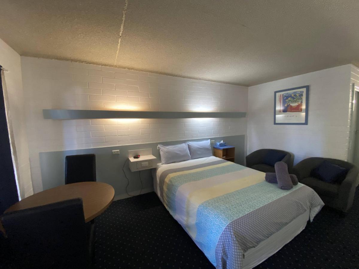 Capri Motel Balranald Zewnętrze zdjęcie