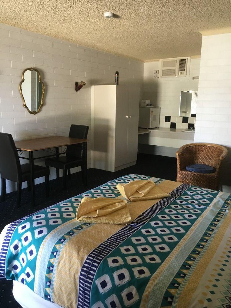 Capri Motel Balranald Zewnętrze zdjęcie
